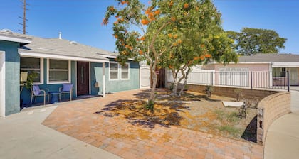 7 Mi Huntington Beach: Family Home w/ Patio!