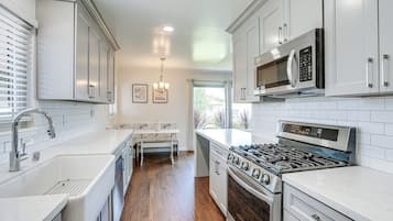 Rumah (3 Bedrooms) | Interior