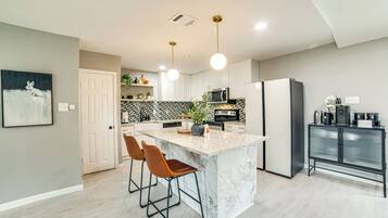 Nhà (3 Bedrooms) | Nội thất