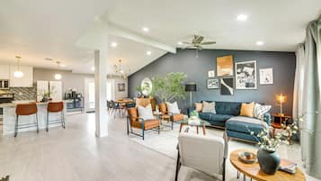 Nhà (3 Bedrooms) | Nội thất