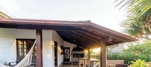 Premier House | Outdoor dining