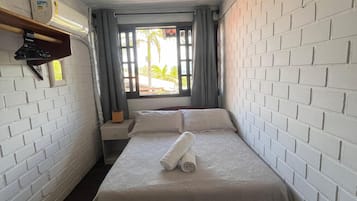 Ropa de cama de alta calidad, wifi gratis y decoración personalizada