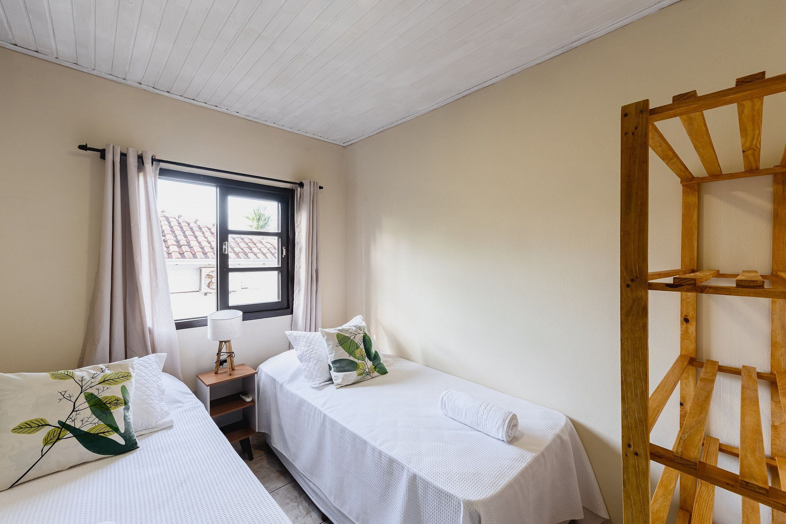 Senior House | Premium bedding, individually decorated, individually furnished