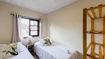Senior House | Premium bedding, individually decorated, individually furnished