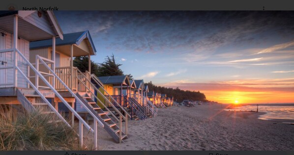 Beach - Beautiful lakeside Lodge in tranquil setting (Yaxham)