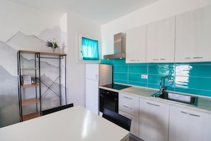 Microwave, oven, stovetop