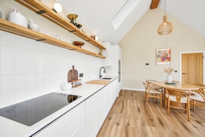 Fridge, microwave, oven, dishwasher - 3-bedroom, fully furnished and newly refurbished house, with panoramic views over the Moray Firth. (Lothmore)