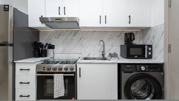 House | 1 bedroom - Sleek Studio at Lakeside Tower A (Dubai)