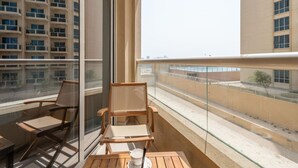 House | 1 bedroom - Sleek Studio at Lakeside Tower A (Dubai)