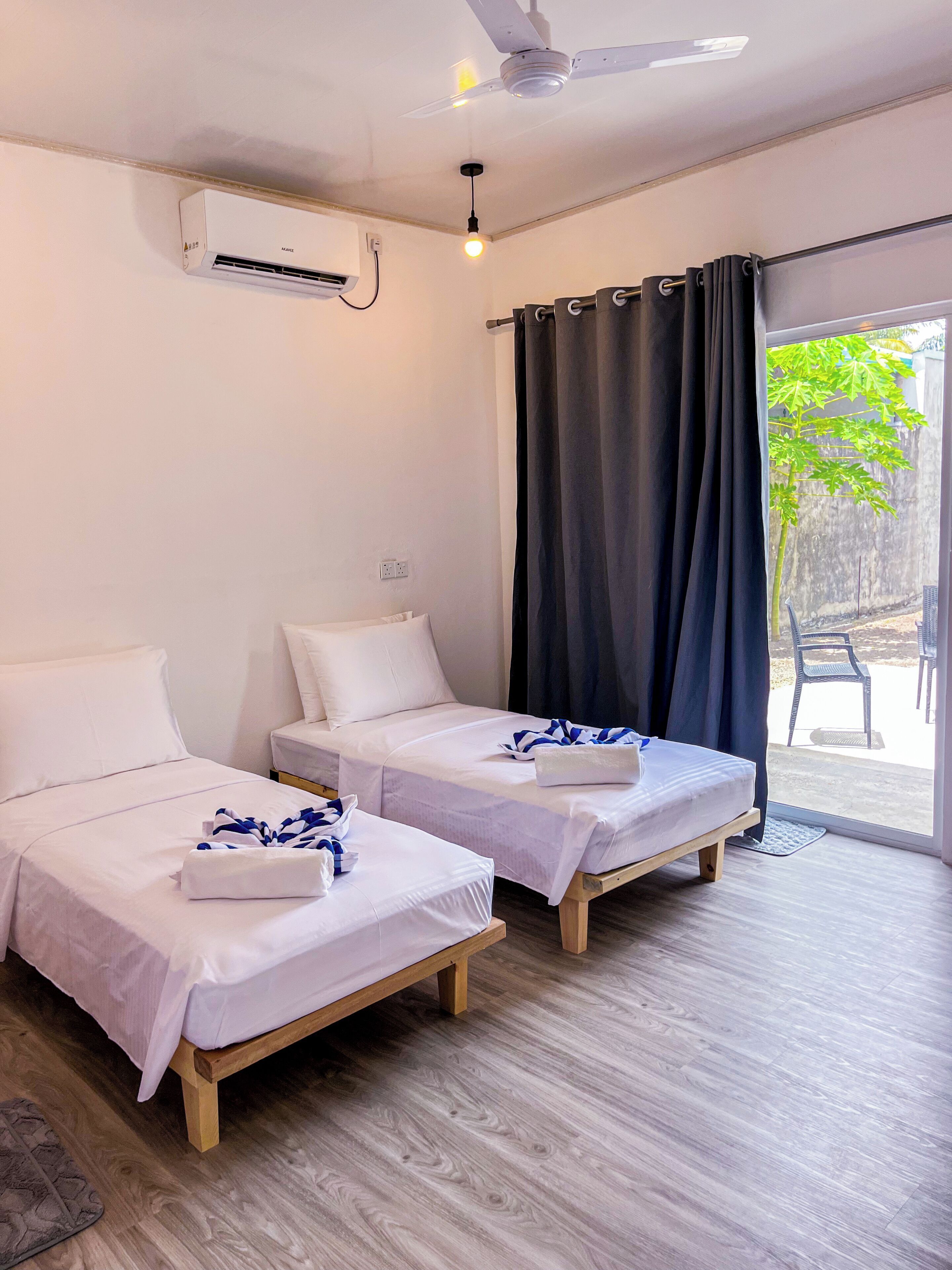 1 bedroom, iron/ironing board, bed sheets