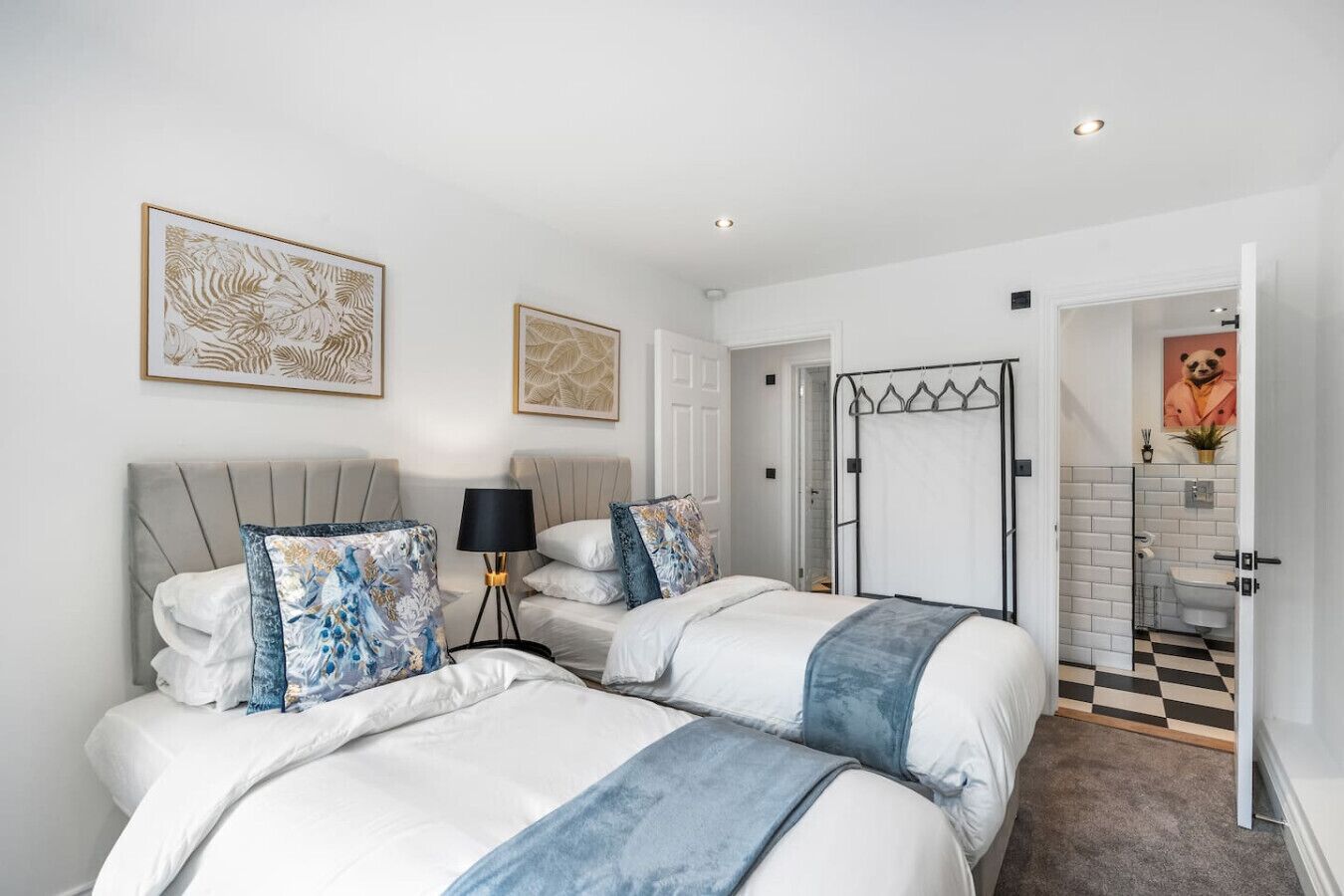 2 bedrooms, iron/ironing board, free WiFi, bed sheets