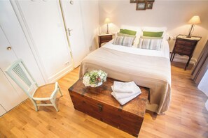 4 habitaciones, wifi y ropa de cama