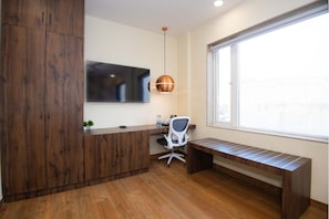Classic Twin Room, City View