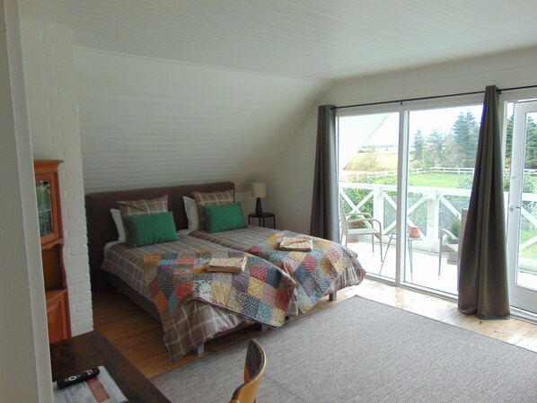 Comfort Room, 1 King Bed