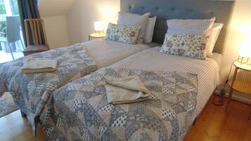Comfort Double Room | Individually decorated, individually furnished, free WiFi