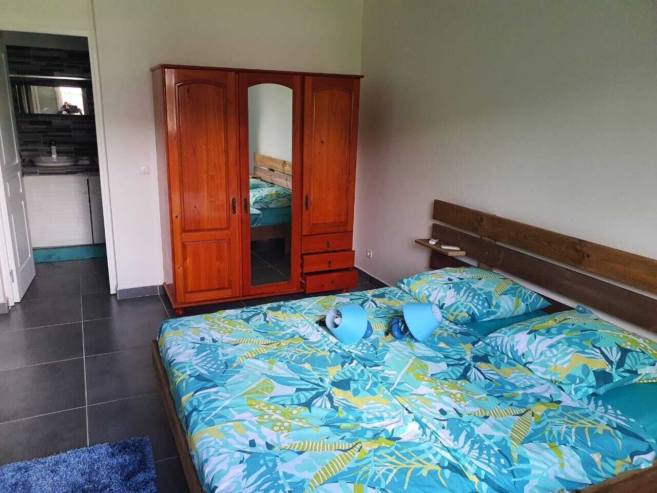 3 bedrooms, WiFi, bed sheets