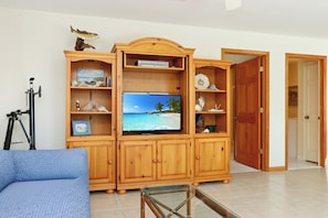 Smart TV - ☀️Short, 3 Min Walk to Beach | Gulf Views | Papa's Palmetto Place☀️ (Indian Pass)