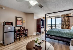 1 bedroom, desk, iron/ironing board, free WiFi - Spacious Studio with Amazing Waterway View (North Myrtle Beach)
