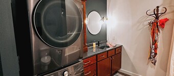 Charming 2-bedroom Farmhouse in Rocheport