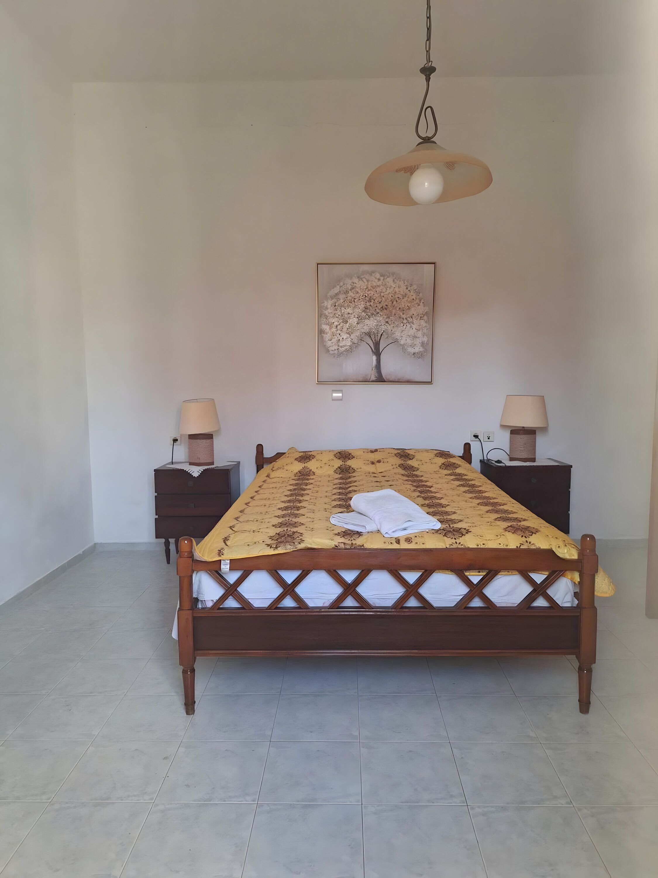 1 sovrum, strykjärn/strykbräda, wi-fi och sängkläder