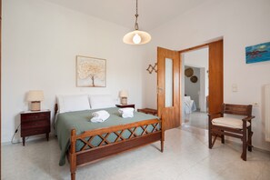 1 bedroom, iron/ironing board, WiFi, bed sheets - Apartment 'Eve's House' with Mountain View, Wi-Fi and Air Conditioning (Mokhós)