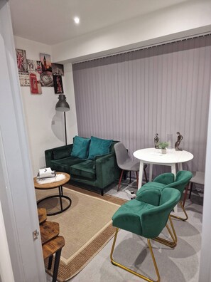 Living room - Home Away From Home1 (Brierley Hill)