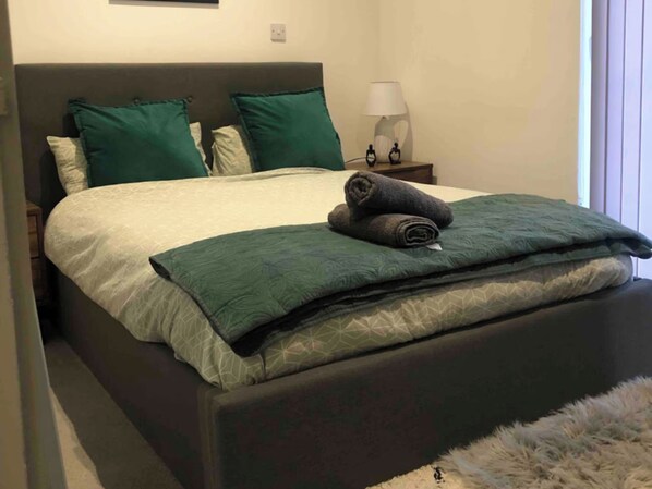 1 bedroom - Home Away From Home1 (Brierley Hill)