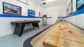 Games room - KCC4749 Summary:<br>Stor (Kissimmee)