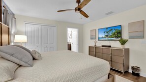 4 bedrooms, iron/ironing board, WiFi, bed sheets - GAS3070 Summary:<br>Stor (Kissimmee)