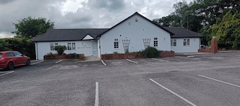 Betty Cottles Inn
