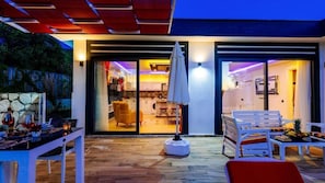 Khu tổ chức tiệc cưới ngoài trời