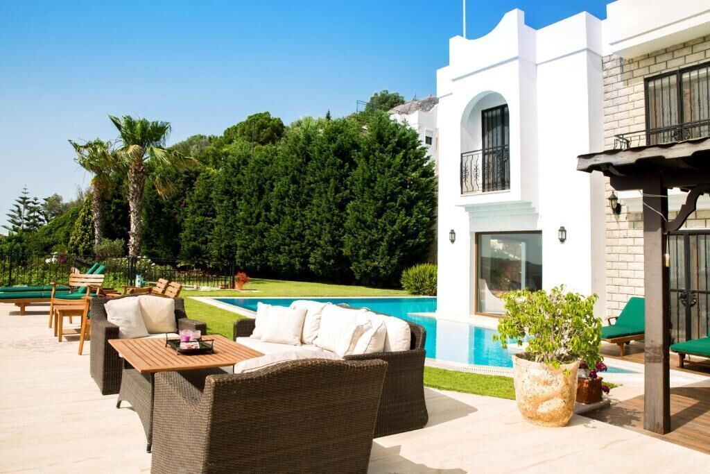 ملاءات من القطن المصري وأغطية فراش متميزة وأسرّة سليكت كومفورت وميني بار