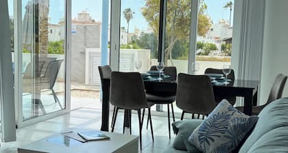 Too Coool Villa Milos Serenity