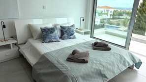 3 bedrooms, iron/ironing board, WiFi, bed sheets - Too Coool Villa Milos Serenity (Protaras)