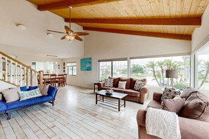 Smart TV, fireplace, DVD player, books
