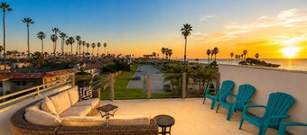 20% Off May 14-17! Walk To Beach, W/Rooftop Deck