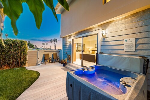 20% Off July! Walk To Beach, W/Rooftop Deck