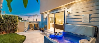20% Off July! Walk To Beach, W/Rooftop Deck