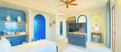 Junior Double or Twin Room, Balcony, Beach View | Pillowtop beds, minibar, in-room safe, desk