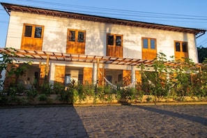 Front of property - Casa Canoa Paraty (Paraty)