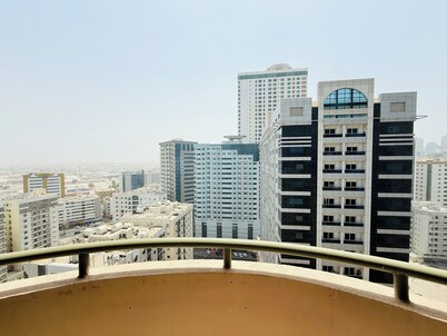 TIDY Premium Hostel Male&Female LOWER BED Sharjah