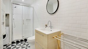 Apartment | Bathroom - Intimate Apartment - 1br/4p - Bastille (Paris)