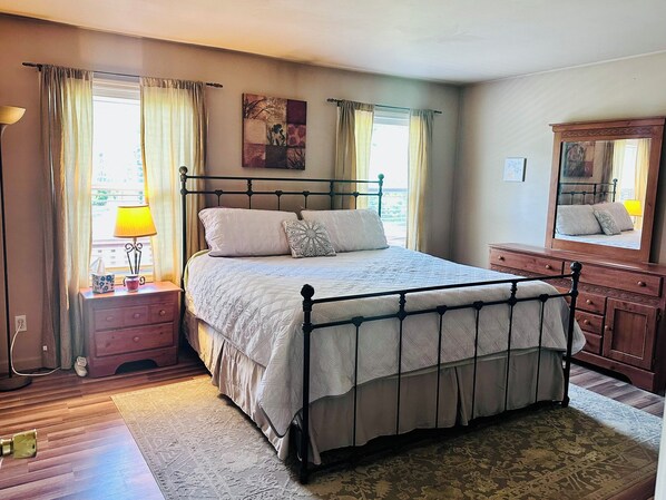 3 bedrooms, WiFi, bed sheets