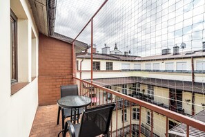Apartment, Balcony | Balcony - RentPlanet - Apartament przy Plantach (Kraków)
