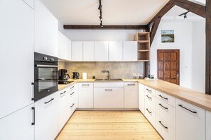 Apartment, Balcony | Private kitchenette | Coffee/tea maker, electric kettle