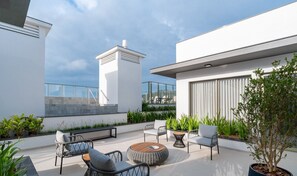 Basic Apartment | Terrace/patio - 1 Bedroom Apartment 550m From Jurere Beach Cej0304 (Florianópolis)