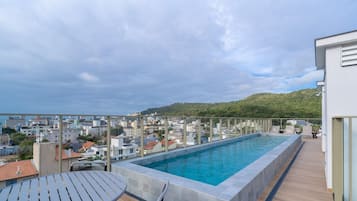 Basic Apartment | Pool | Outdoor pool