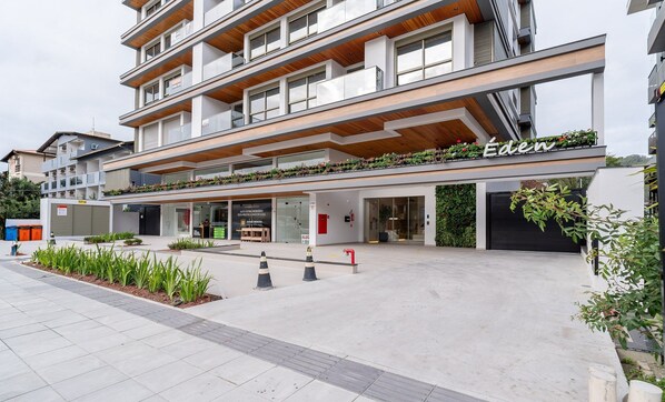 Basic Apartment | Exterior - 1 Bedroom Apartment 550m From Jurere Beach Cej0304 (Florianópolis)