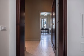 Luxury Apartment, Canal View | Living area