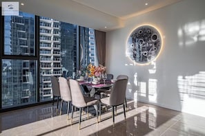 Desk, blackout drapes, iron/ironing board, cribs/infant beds - The Metropole Opera Deluxe Residence (Ho Chi Minh)